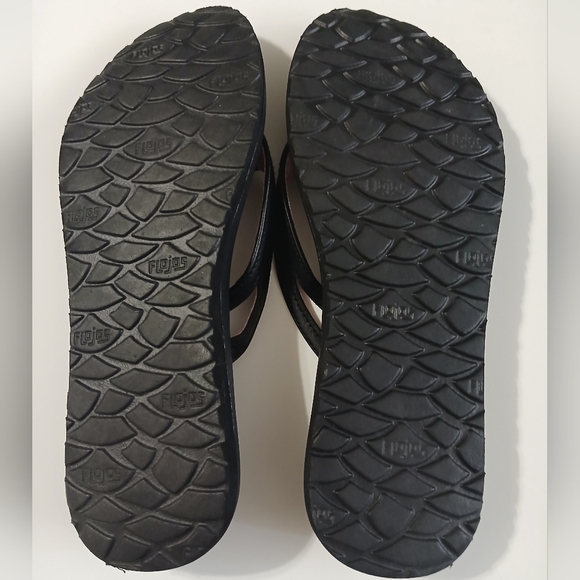 Flojos Black and Pink Women's Sandals - Picture 7 of 7